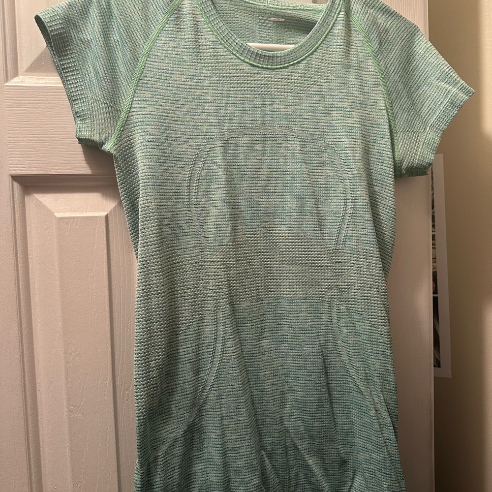 Lululemon Swiftly Tech Top